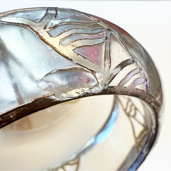 Vintage Silver Gold Embellished Clear Lucite Bangle Bracelet Set - Picture 3 of 12